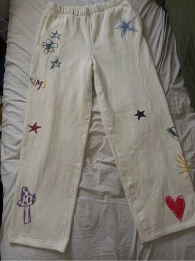 Discontinued - NWOT SKIMS Cream Straight-Leg Pants with Doodle Print
